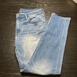 AE airflex & athletic skinny jeans 32x32 gently used condition